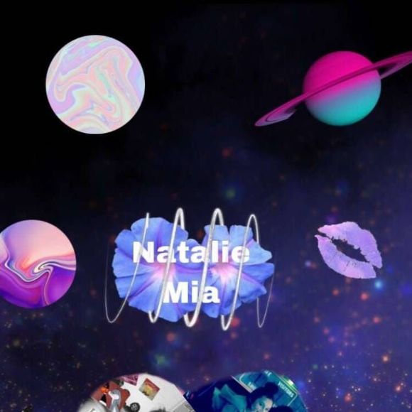 Meet your Posher, Mia - Picture 1 of 1